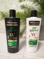 Шампунь TRESemme Curls&Waves "Стоп пушистость" для кудрявых и пушистых волос фото