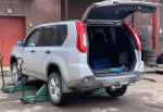 Автомобиль Nissan X-Trail внедорожник фото