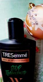 Шампунь TRESemme Curls&Waves "Стоп пушистость" для кудрявых и пушистых волос фото