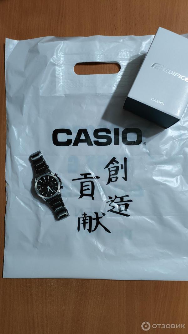 Мужские наручные часы Casio EFS-S570DC-1AUDF фото