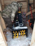 Снегоуборщик Huter SGC 4100 фото