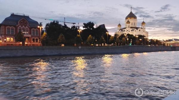 Речная прогулка на теплоходе Алина-Браво (Россия, Москва) фото