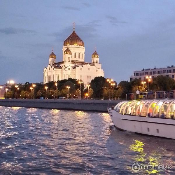 Речная прогулка на теплоходе Алина-Браво (Россия, Москва) фото