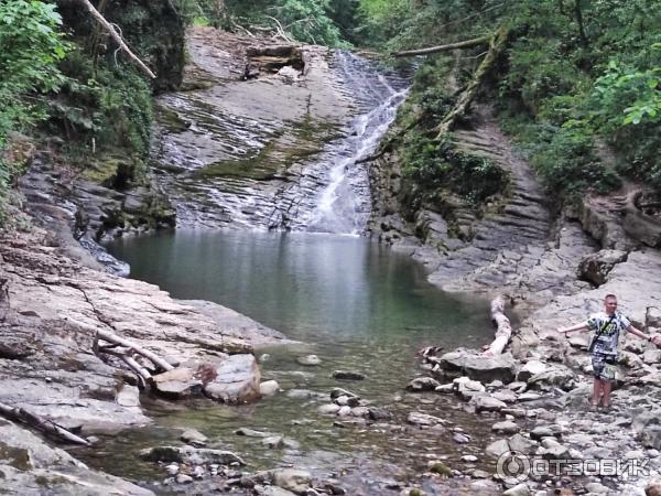 Водопад Райское наслаждение (Россия, Лоо) фото