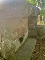 Дольмен в Джубге (Россия, Краснодарский край) фото