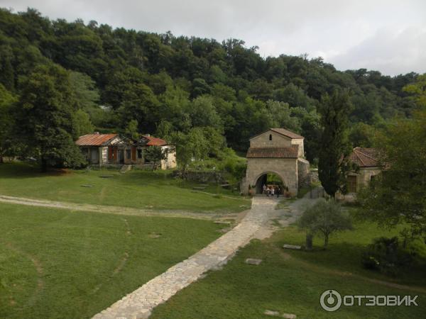 Гелатский монастырь (Грузия, Кутаиси) фото