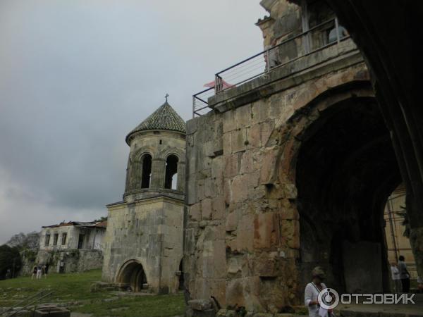 Гелатский монастырь (Грузия, Кутаиси) фото