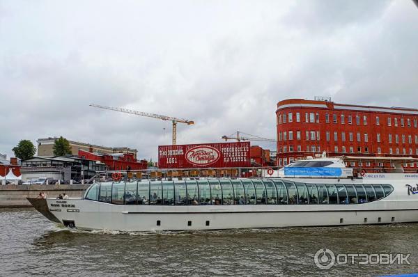 Прогулки на теплоходе City Sightseeing по Москве-реке (Россия, Москва) фото