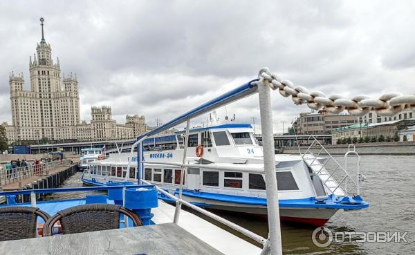 Прогулки на теплоходе City Sightseeing по Москве-реке (Россия, Москва) фото