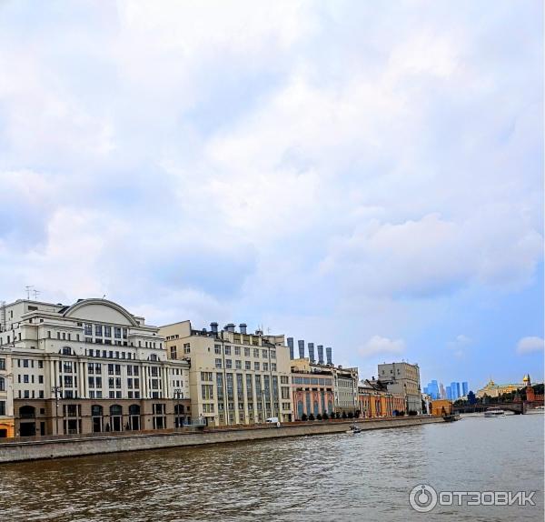 Прогулки на теплоходе City Sightseeing по Москве-реке (Россия, Москва) фото