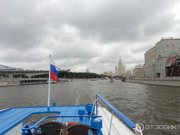 Прогулки на теплоходе City Sightseeing по Москве-реке (Россия, Москва) фото