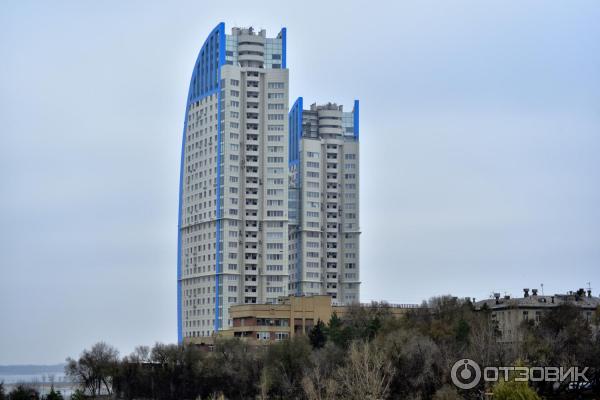 Волжские паруса и Областная больница осенью