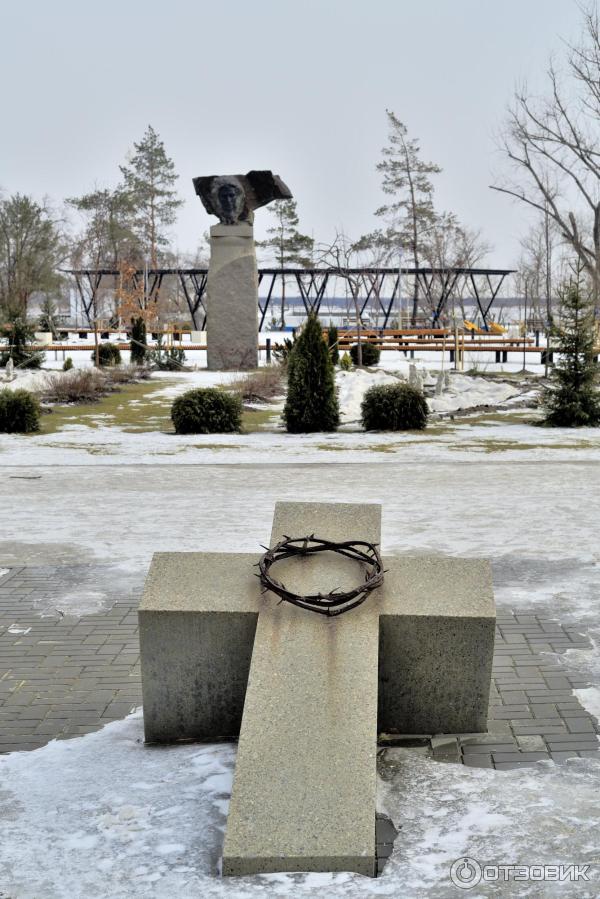 сквер в феврале 2019 года