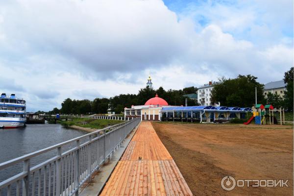 Набережная реки Волга (Россия, Кострома) фото