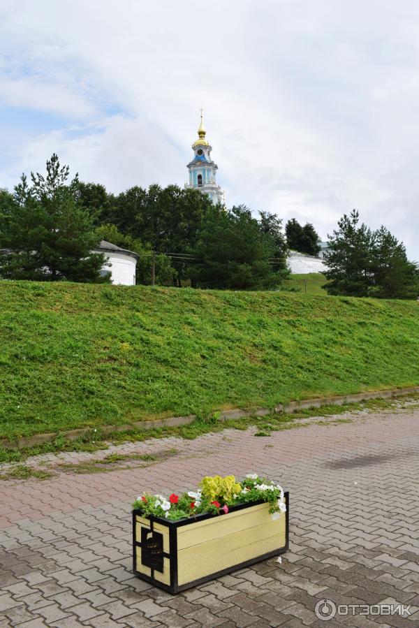 Набережная реки Волга (Россия, Кострома) фото