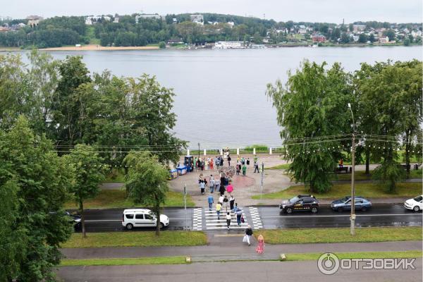 Набережная реки Волга (Россия, Кострома) фото