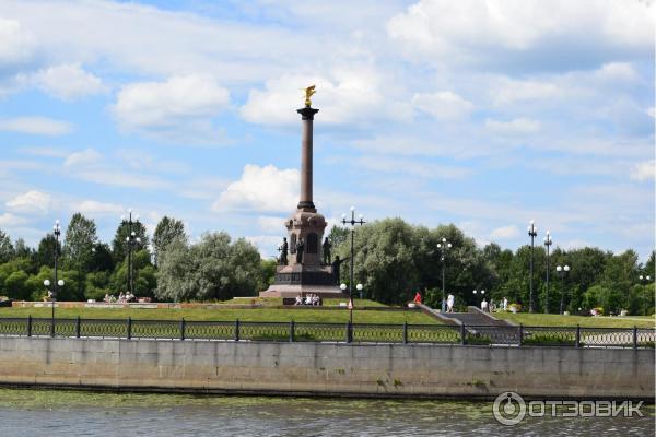 Экскурсия Стрелка г. Ярославля - место основания древнего города на Волге (Россия, Ярославль) фото