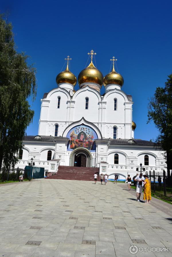 Экскурсия Стрелка г. Ярославля - место основания древнего города на Волге (Россия, Ярославль) фото