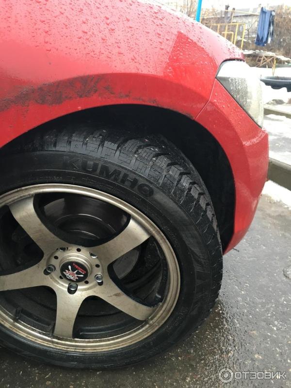 Зимняя резина Kumho 22545 R17 фото