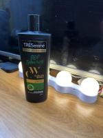 Шампунь TRESemme Curls&Waves "Стоп пушистость" для кудрявых и пушистых волос фото