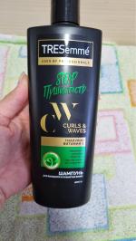 Шампунь TRESemme Curls&Waves "Стоп пушистость" для кудрявых и пушистых волос фото