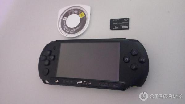 Игровая приставка Sony PlayStation Portable (PSP) E1008 Street фото