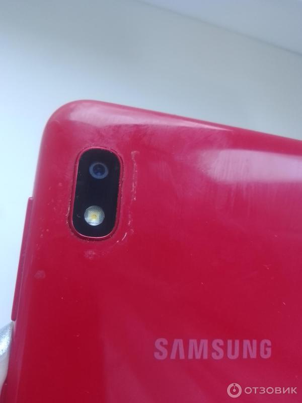 Смартфон Samsung Galaxy A10 фото