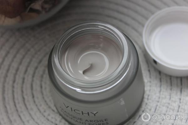 Минеральная очищающая поры маска с белой глиной Vichy