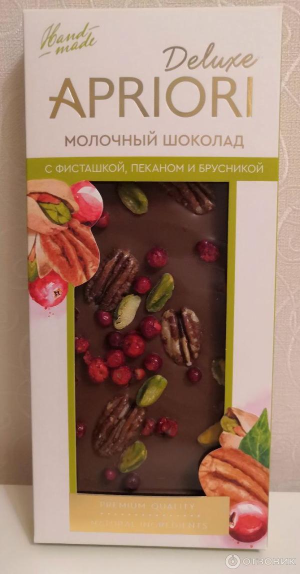 Молочный шоколад Априори Deluxe с фисташкой, пеканом и брусникой фото