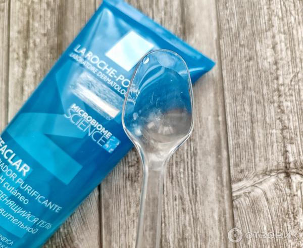 Очищающий гель для умывания La Roche-Posay Effaclar для жирной и чувствительной кожи фото