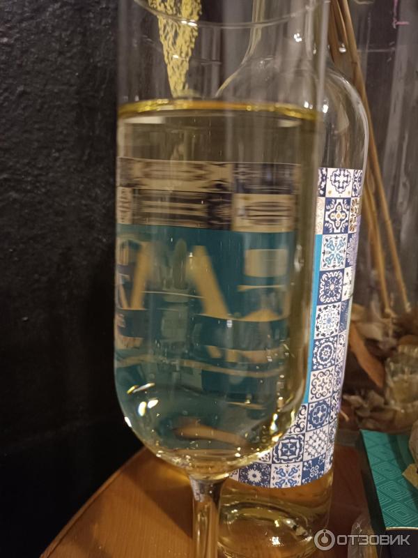 Отзыв о Вино белое полусухое Garca Azul Vinho Verde | Португальское ...