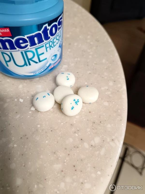 Жевательная резинка Mentos Pure Fresh