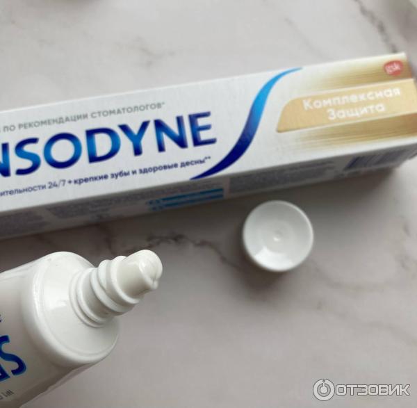 Зубная паста Sensodyne. Консистенция.