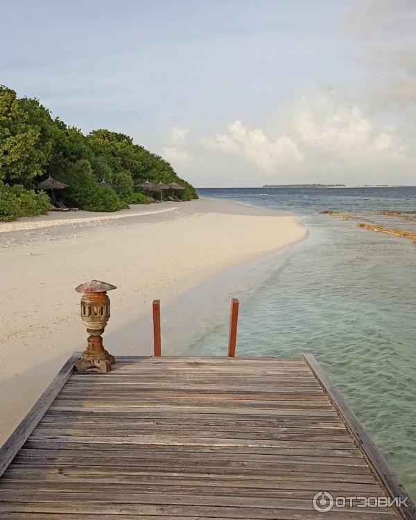 Отель Reethi Beach Resort (Мальдивы) фото