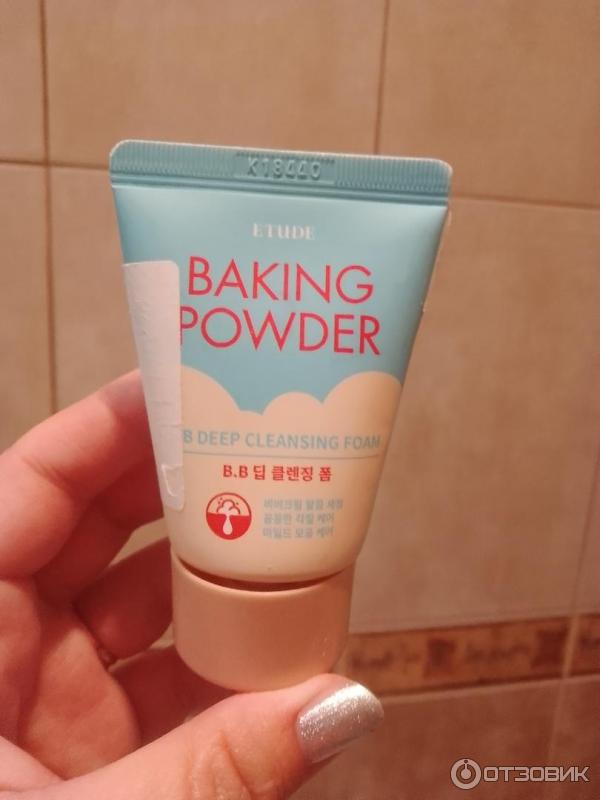 Очищающая пенка Etude House Baking Powder PoreBB Deep Cleansing Foam фото