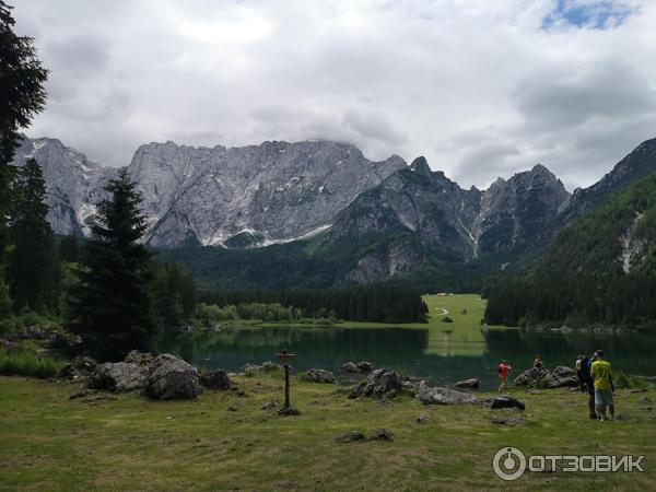 Озера Lago Inferiore di Fusine (Италия, Удине) фото