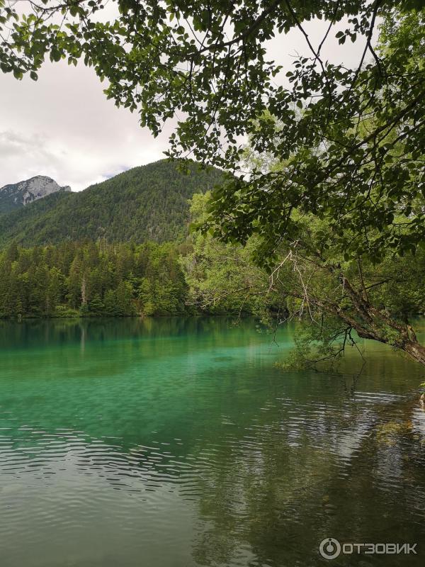 Озера Lago Inferiore di Fusine (Италия, Удине) фото