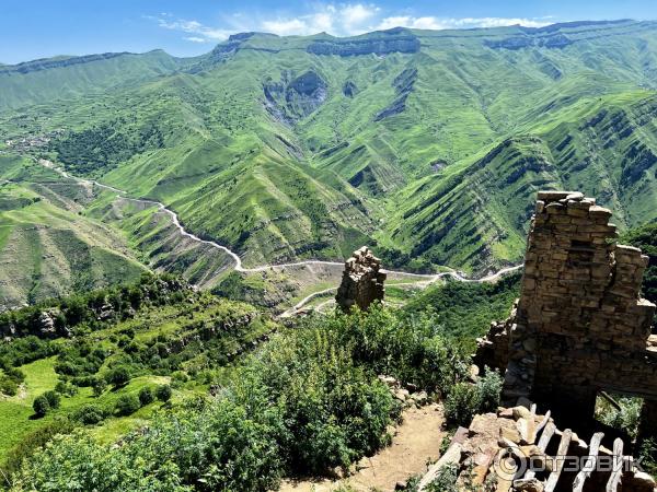 Экскурсия по старинному селу Гамсутль (Россия, Дагестан) фото