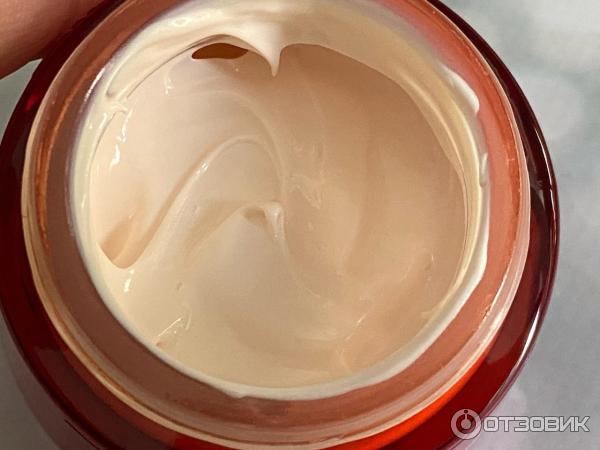 Дневной крем против пигментации Vichy Collagen SPF 50 с витамином B3 фото