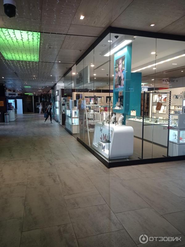 Торговый центр BBI Center (Босния и Герцеговина, Сараево) фото
