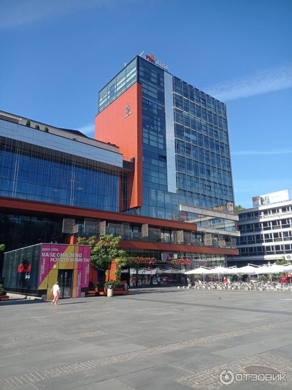 Торговый центр BBI Center (Босния и Герцеговина, Сараево) фото