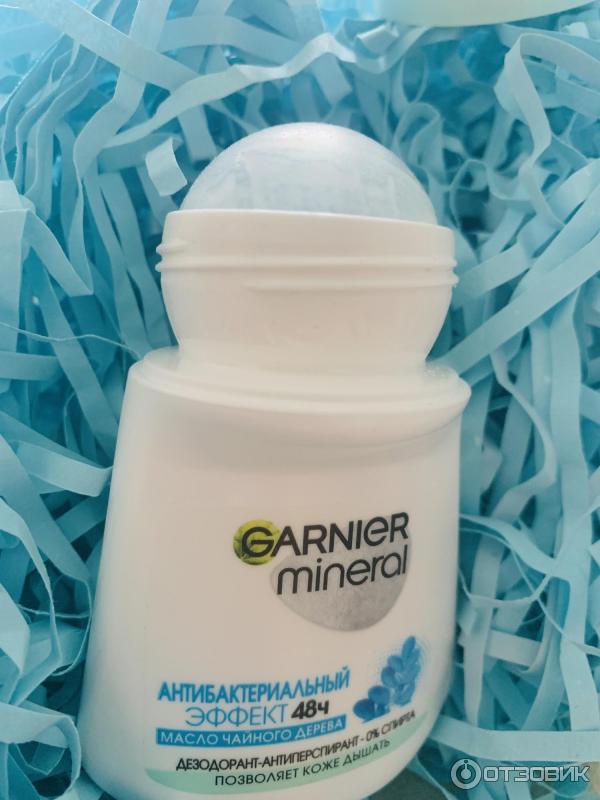 Шариковый дезодорант Garnier Mineral deodorant 48 часов защиты с активными минералами фото