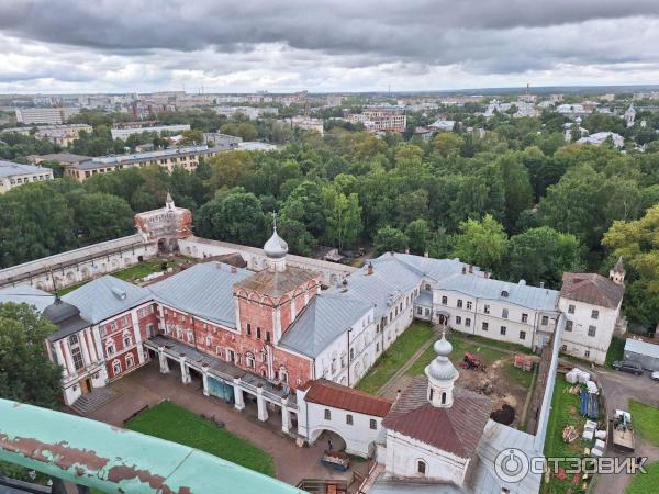 вид на постройки кремля