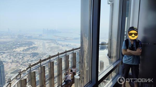 Экскурсия на смотровую площадку At the top в небоскребе Бурдж-Халифа (ОАЭ, Дубай) фото