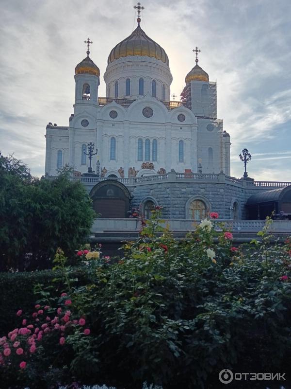 Сквер Храма Христа Спасителя (Россия, Москва)