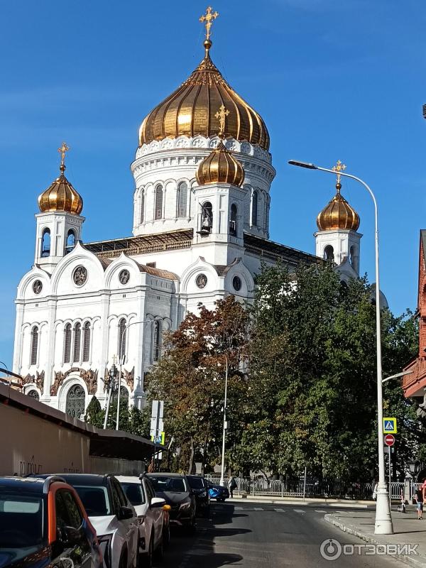 Сквер Храма Христа Спасителя (Россия, Москва)