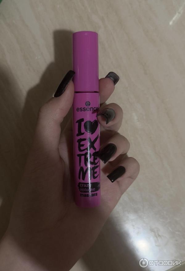 Тушь для ресниц Essence I Love Extreme Crazy Volume Mascara фото