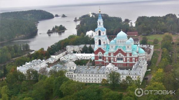 Ставропигиальный мужской монастырь Русской православной церкви