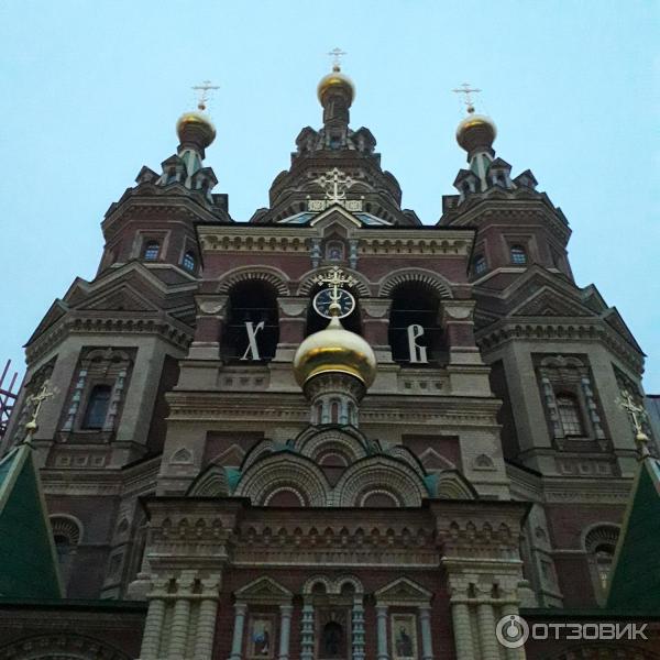 Собор Петра и Павла в Петергофе (Россия, Санкт-Петербург) фото