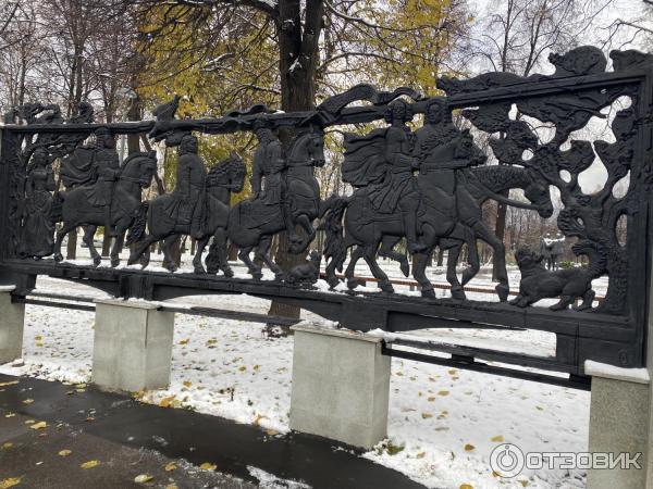 Краснокурсантский сквер (Россия, Москва) фото